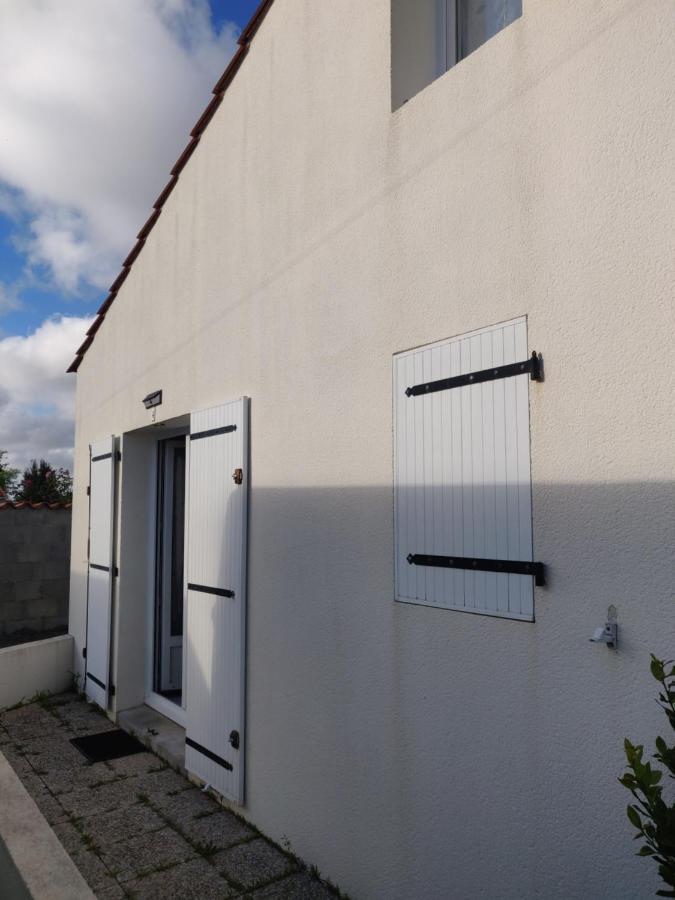 Maison Au Coeur Des Sables D'Olonne เลส์ซาบล์-โดล็อนน์ ภายนอก รูปภาพ